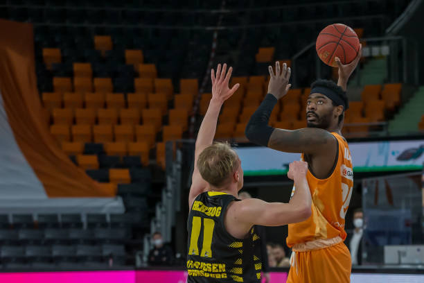 理和果断决 理和果断决